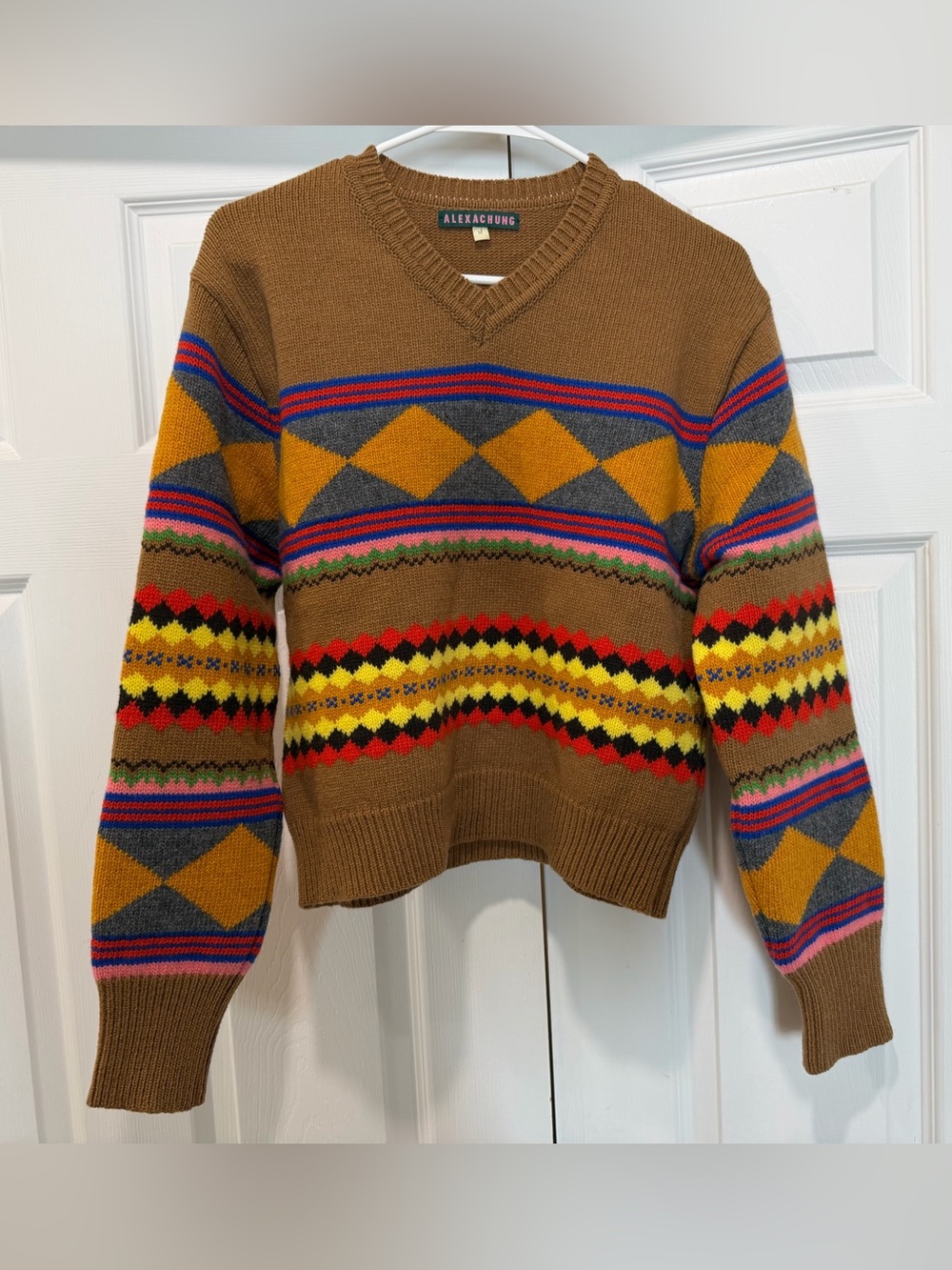 Alexachung Women's Brown V-Neck Patterned Sweater